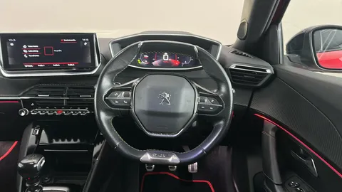 PEUGEOT 2008 1.5 BlueHDi GT Line