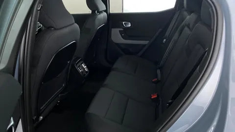 POLESTAR 2 220kW 82kWh Long Range SM [Plus] Auto