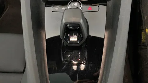 POLESTAR 2 220kW 82kWh Long Range SM [Plus] Auto