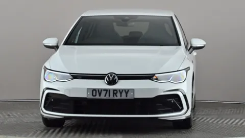 VOLKSWAGEN GOLF 1.5 TSI 150 R-Line