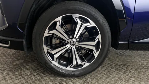 TOYOTA RAV4 2.5 PHEV Dynamic CVT