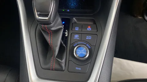 TOYOTA RAV4 2.5 PHEV Dynamic CVT