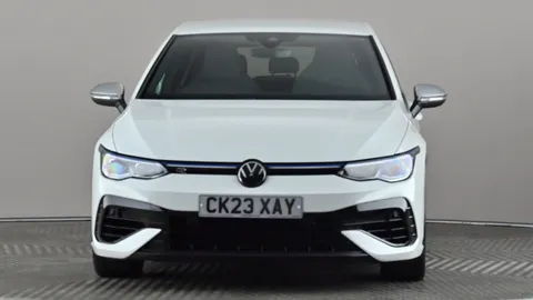 VOLKSWAGEN GOLF 2.0 TSI 320 R 4Motion DSG