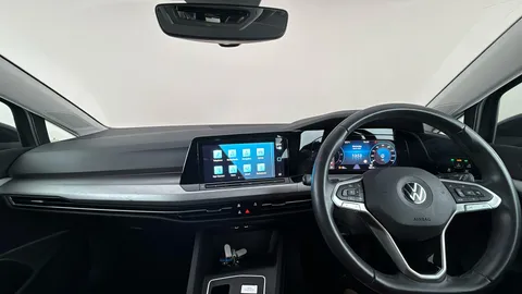 VOLKSWAGEN GOLF 2.0 TDI Life DSG