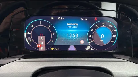 VOLKSWAGEN GOLF 2.0 TDI Life DSG