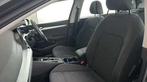 VOLKSWAGEN GOLF 2.0 TDI Life DSG