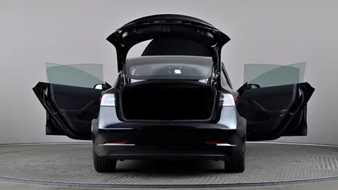 TESLA MODEL 3 Long Range AWD Auto
