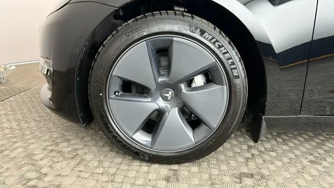 TESLA MODEL 3 Long Range AWD Auto