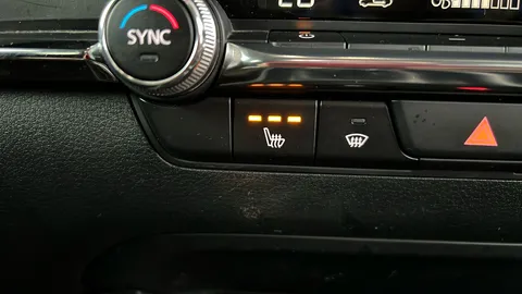 MAZDA 3 2.0 e-Skyactiv-X MHEV [186] Sport Lux