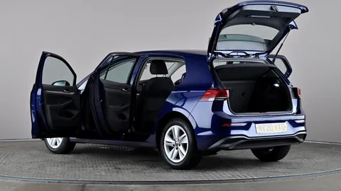 VOLKSWAGEN GOLF 1.5 eTSI 150 Life DSG