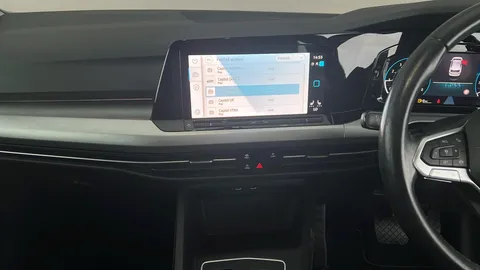 VOLKSWAGEN GOLF 1.5 eTSI 150 Life DSG