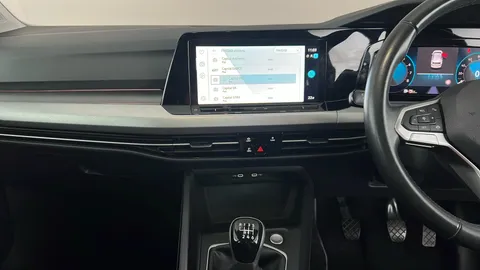 VOLKSWAGEN GOLF 1.5 TSI 150 Life