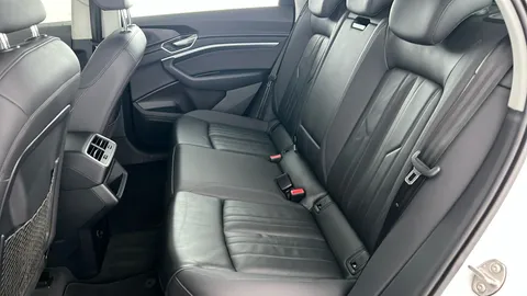 AUDI E-TRON 230kW 50 Quattro 71kWh Technik Auto