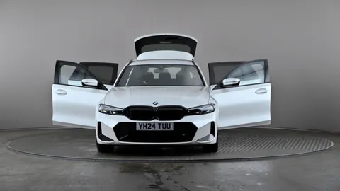 BMW 3 Series Touring 320i M Sport Step Auto [Tech/Pro Pack]