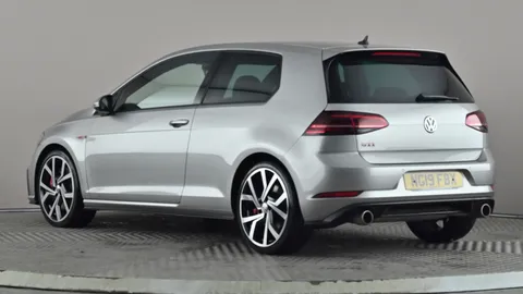 VOLKSWAGEN GOLF 2.0 TSI 245 GTI Performance