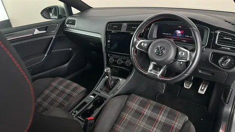 VOLKSWAGEN GOLF 2.0 TSI 245 GTI Performance