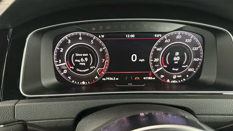 VOLKSWAGEN GOLF 2.0 TSI 245 GTI Performance