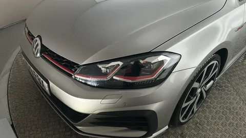 VOLKSWAGEN GOLF 2.0 TSI 245 GTI Performance