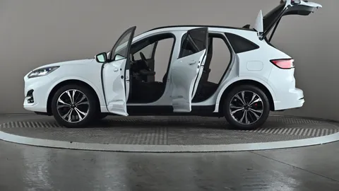 FORD KUGA 2.5 FHEV ST-Line X Edition CVT