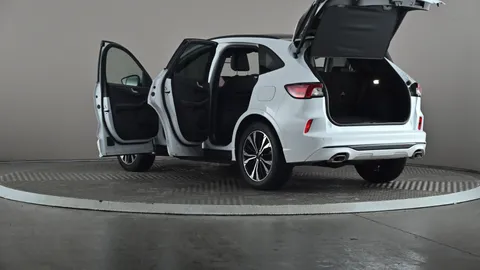 FORD KUGA 2.5 FHEV ST-Line X Edition CVT