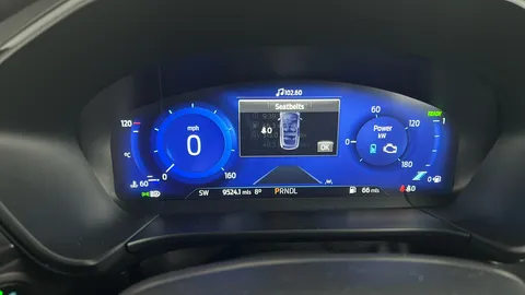 FORD KUGA 2.5 FHEV ST-Line X Edition CVT