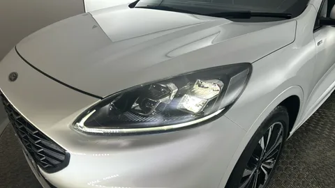 FORD KUGA 2.5 FHEV ST-Line X Edition CVT