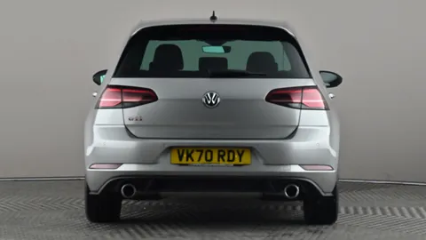 VOLKSWAGEN GOLF 2.0 TSI 245 GTI Performance DSG