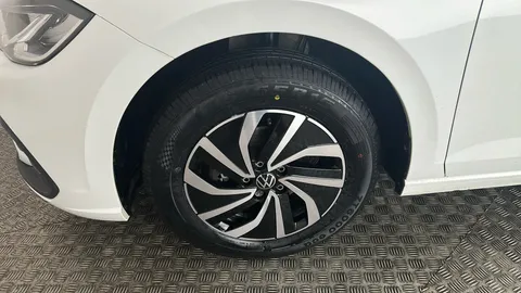 VOLKSWAGEN POLO 1.0 TSI Life