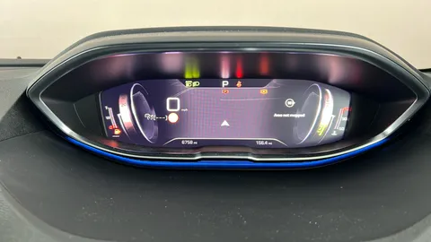 PEUGEOT 3008 1.2 Hybrid 136 GT e-DSC6