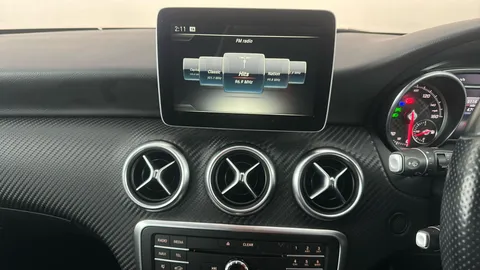 MERCEDES-BENZ A CLASS A160 AMG Line Auto