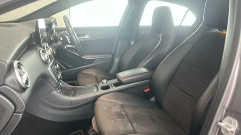 MERCEDES-BENZ A CLASS A160 AMG Line Auto