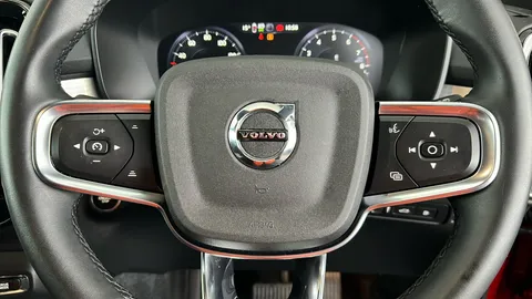 VOLVO XC40 1.5 T4 Recharge PHEV Core Bright Auto