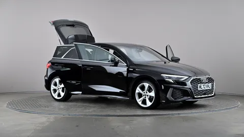 AUDI A3 30 TFSI S Line S Tronic