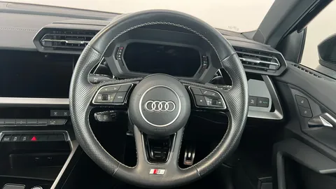 AUDI A3 30 TFSI S Line S Tronic