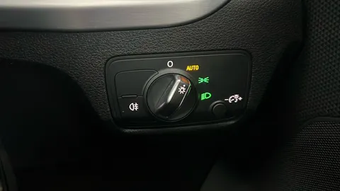 AUDI Q2 35 TFSI S Line