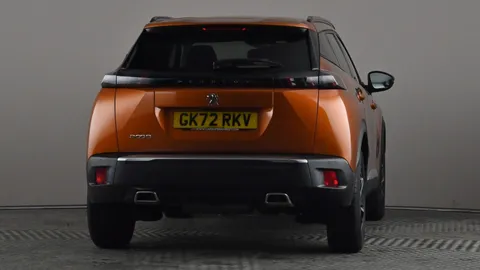 PEUGEOT 2008 1.2 PureTech 130 Allure Premium EAT8