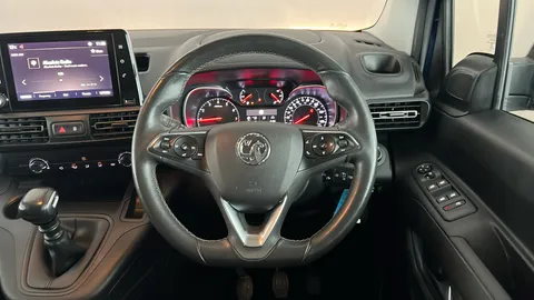 VAUXHALL COMBO LIFE 1.5 Turbo D SE