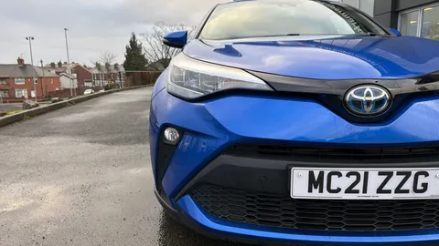 TOYOTA C-HR 1.8 Hybrid Design CVT