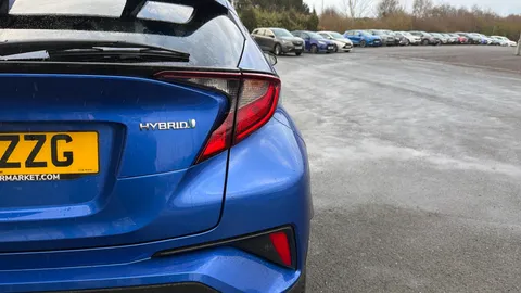 TOYOTA C-HR 1.8 Hybrid Design CVT