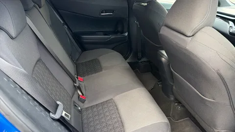 TOYOTA C-HR 1.8 Hybrid Design CVT