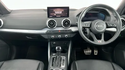 AUDI Q2 35 TFSI S Line S Tronic