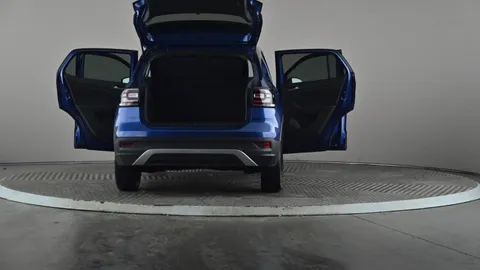 VOLKSWAGEN T-CROSS 1.0 TSI 110 Black Edition