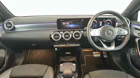 MERCEDES-BENZ A CLASS A250e AMG Line Premium Plus Edition Auto