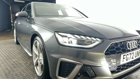 AUDI A4 35 TFSI S Line S Tronic