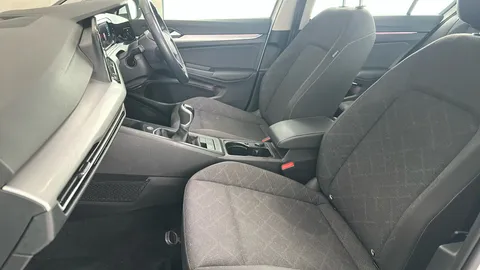 VOLKSWAGEN GOLF 1.5 TSI 150 Life