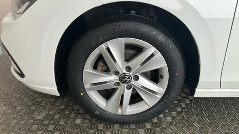 VOLKSWAGEN GOLF 1.5 TSI 150 Life