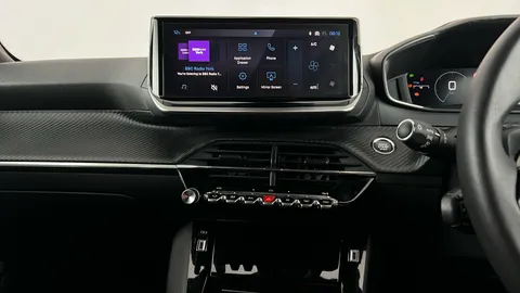 PEUGEOT 2008 1.2 PureTech Allure