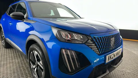 PEUGEOT 2008 1.2 PureTech Allure