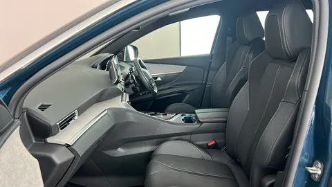 PEUGEOT 3008 1.2 PureTech GT EAT8