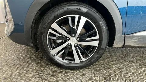 PEUGEOT 3008 1.2 PureTech GT EAT8